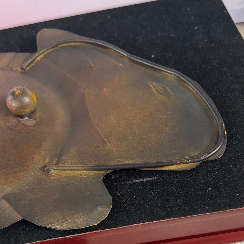 Rustic Rabbit Metal tray, decor/ Art - Picture 8 of 8